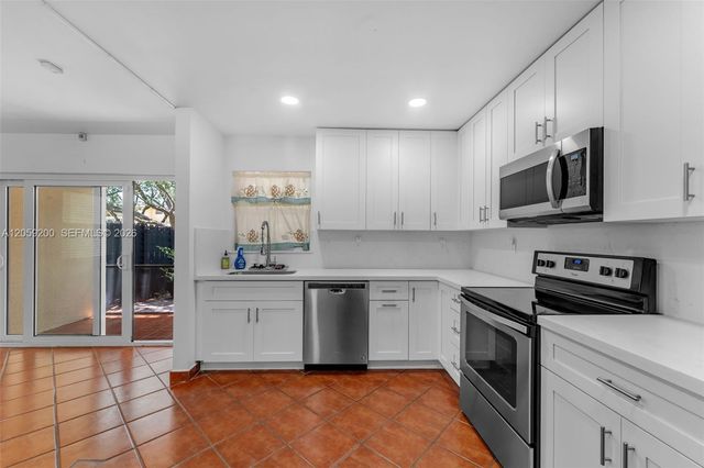 8749 SW 137th Ave 8749, Miami, FL 33183