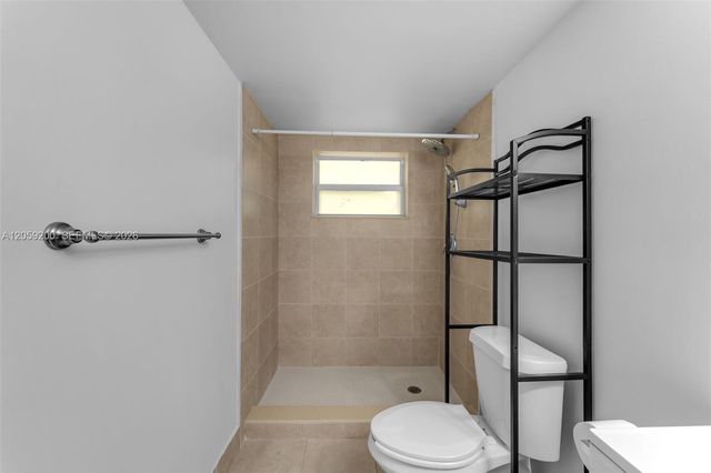 8749 SW 137th Ave 8749, Miami, FL 33183