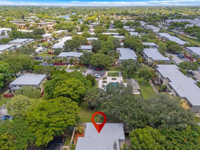 8749 SW 137th Ave 8749, Miami, FL 33183