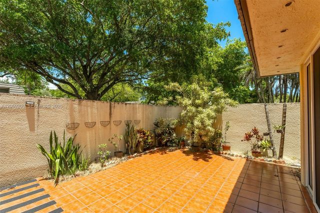 8749 SW 137th Ave 8749, Miami, FL 33183