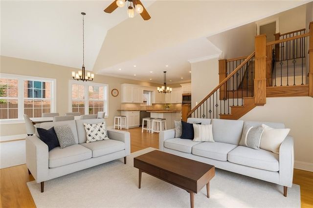 4006 NE Cadbury Avenue, Bentonville, AR 72712