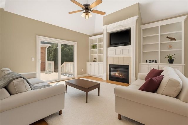 4006 NE Cadbury Avenue, Bentonville, AR 72712