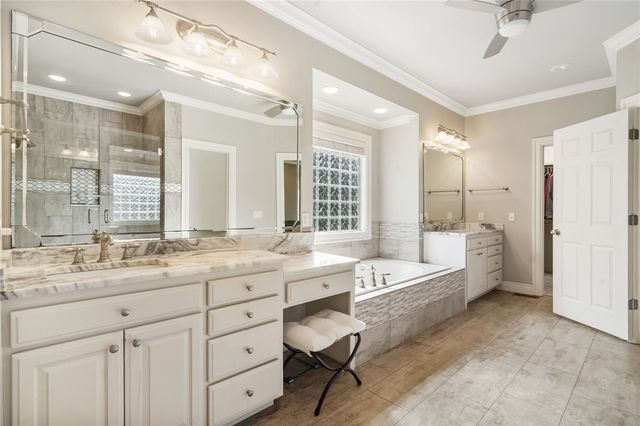 4006 NE Cadbury Avenue, Bentonville, AR 72712