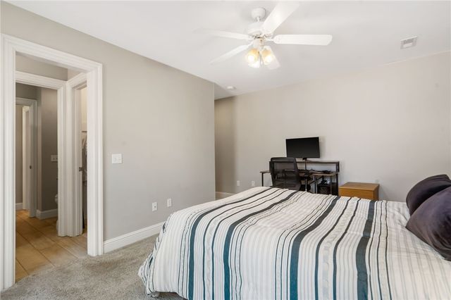 4006 NE Cadbury Avenue, Bentonville, AR 72712