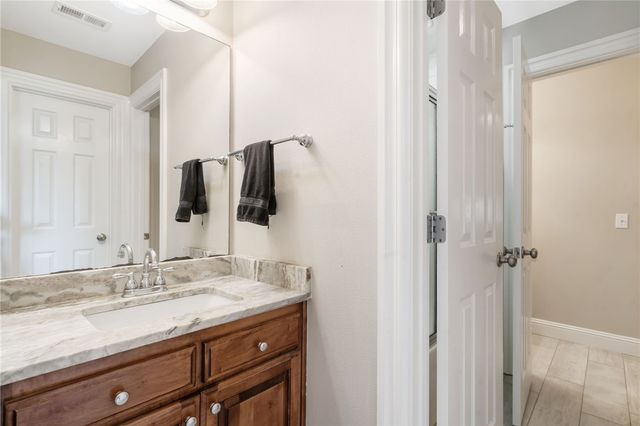 4006 NE Cadbury Avenue, Bentonville, AR 72712