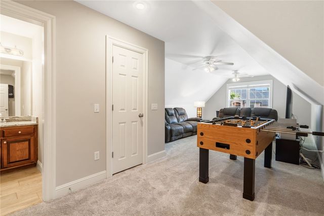 4006 NE Cadbury Avenue, Bentonville, AR 72712