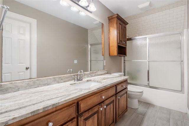 4006 NE Cadbury Avenue, Bentonville, AR 72712