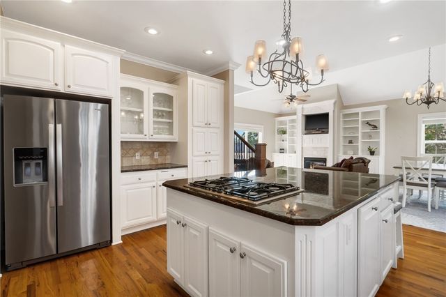 4006 NE Cadbury Avenue, Bentonville, AR 72712