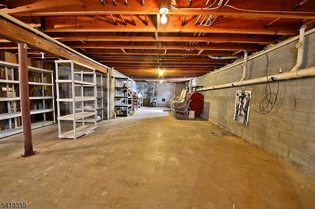 2 Marc Dr, Wantage Twp., NJ 07461