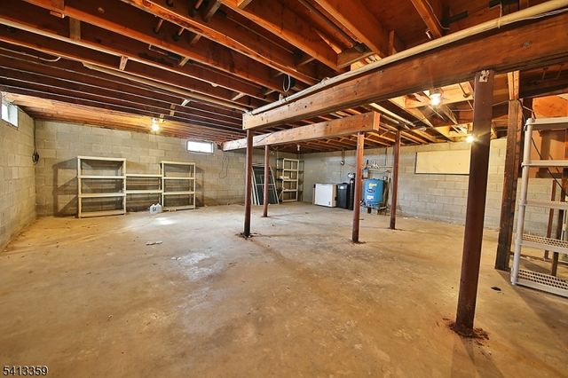 2 Marc Dr, Wantage Twp., NJ 07461