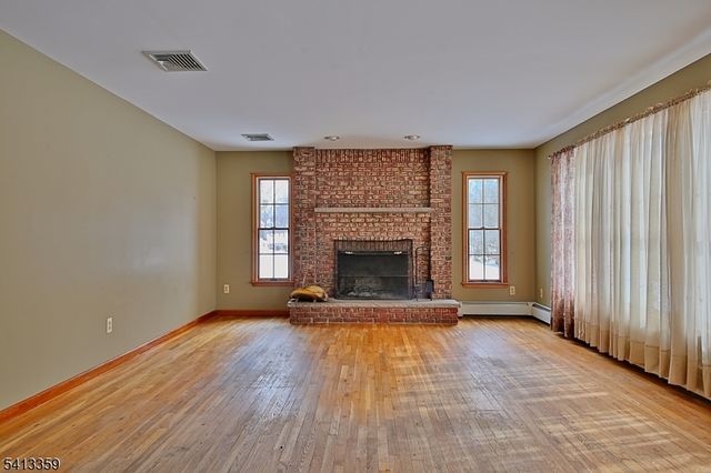 2 Marc Dr, Wantage Twp., NJ 07461