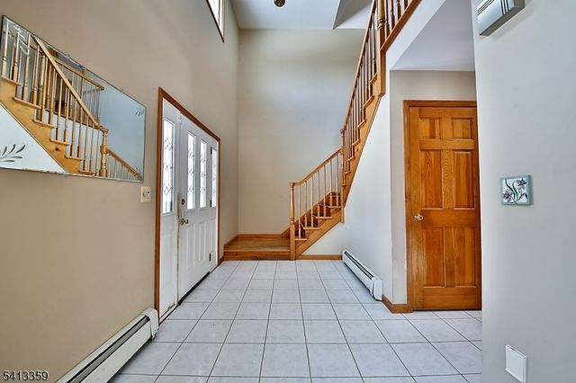 2 Marc Dr, Wantage Twp., NJ 07461