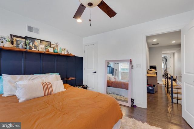 2147 E HAGERT ST, Philadelphia, PA 19125