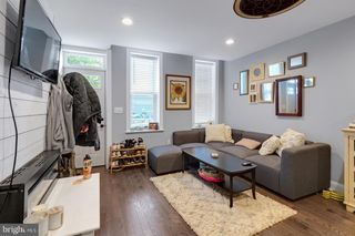 2147 E HAGERT ST, Philadelphia, PA 19125