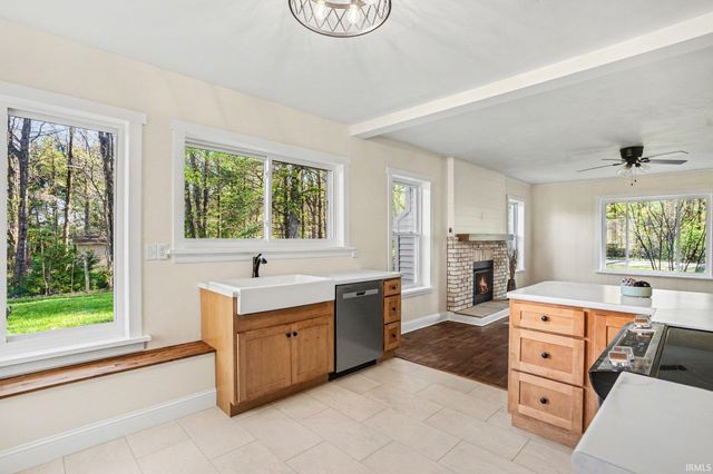 61889 County Road 15, Goshen, IN 46526