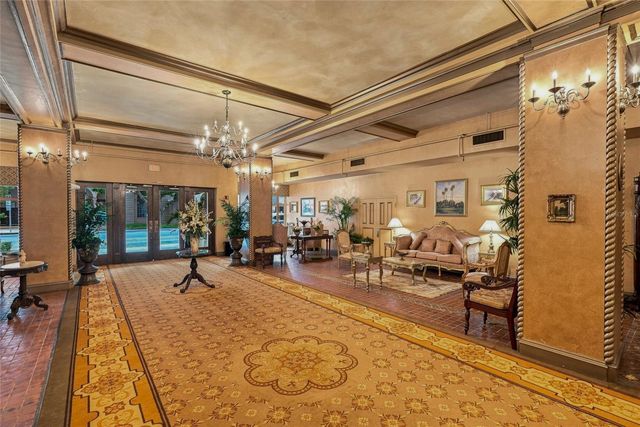 411 1ST AVENUE N 712, St Petersburg, FL 33701