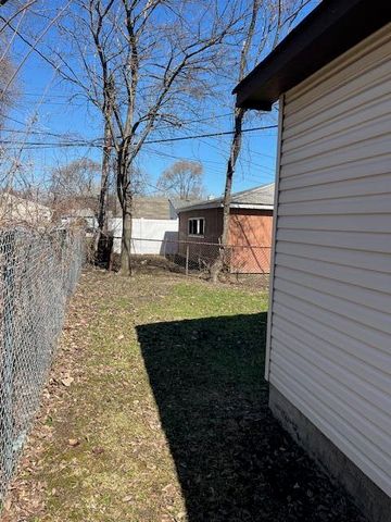 2447 81st Street, Highland, IN 46322