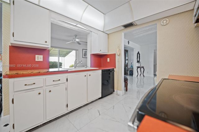 2103 SW 20th Circle, Boynton Beach, FL 33426