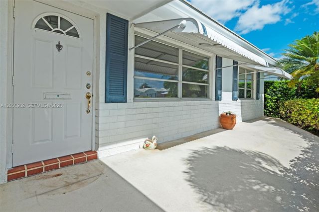 2103 SW 20th Circle, Boynton Beach, FL 33426