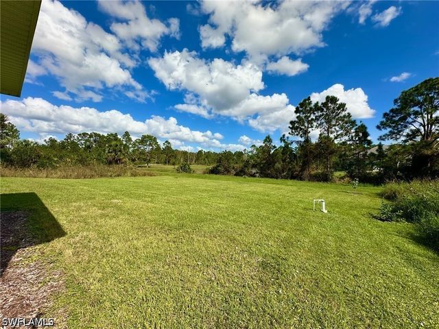 933 Oxford AVE S, Lehigh Acres, FL 33974