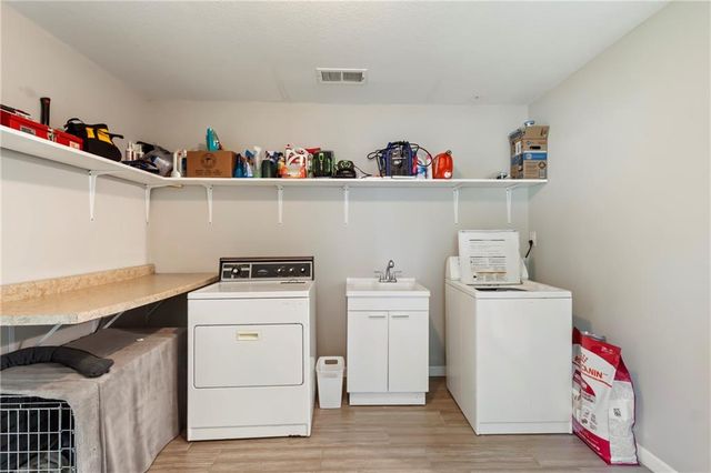 606 N 80th Terrace, Kansas City, KS 66112