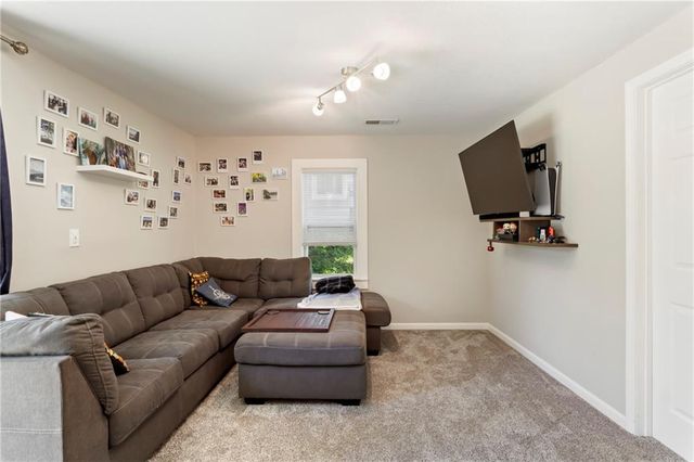 606 N 80th Terrace, Kansas City, KS 66112