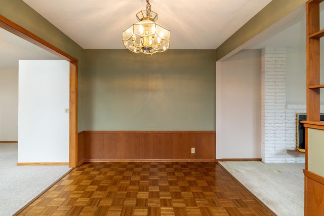 2309 W 95th Street, Bloomington, MN 55431