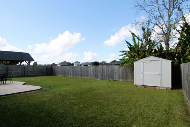 416 Windward Dr, Houma, LA 70360