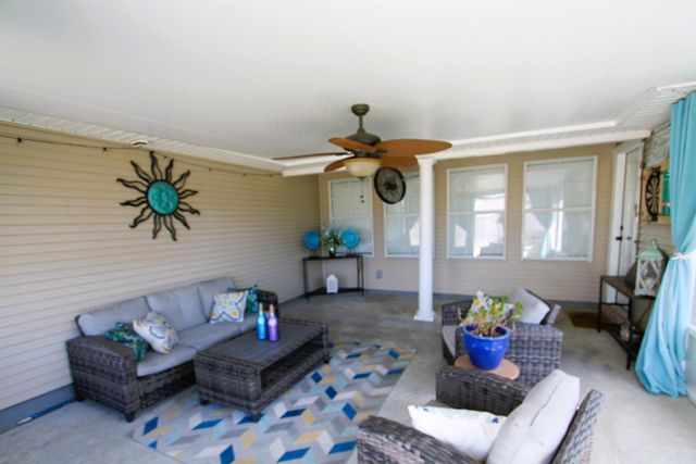 416 Windward Dr, Houma, LA 70360