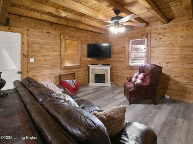 652 Pine Ridge Rd, Falls Of Rough, KY 40119