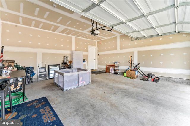 47 ORPINGTON DR, Martinsburg, WV 25403