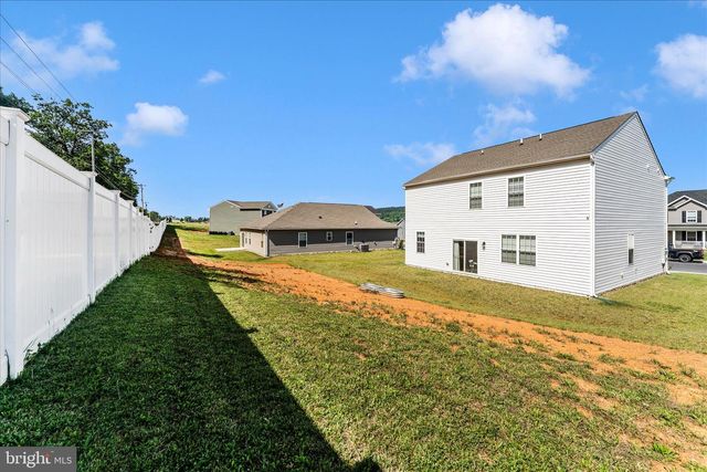 47 ORPINGTON DR, Martinsburg, WV 25403