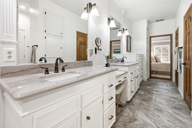 125 Lytle Place Drive, Abilene, TX 79602