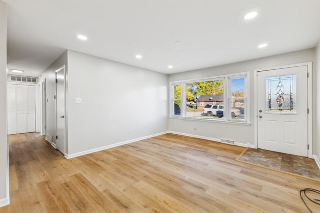 14730 S California Avenue, Posen, IL 60469