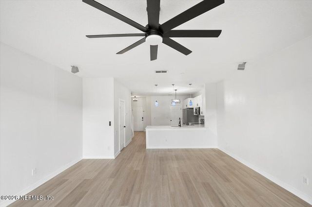 7492 RED CRANE Lane, Jacksonville, FL 32256