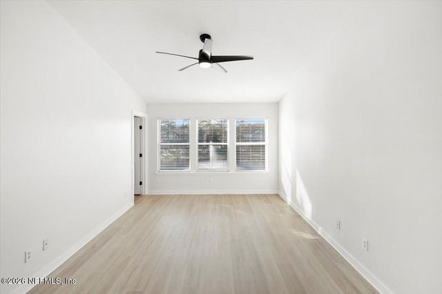 7492 RED CRANE Lane, Jacksonville, FL 32256