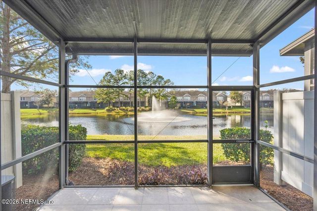 7492 RED CRANE Lane, Jacksonville, FL 32256