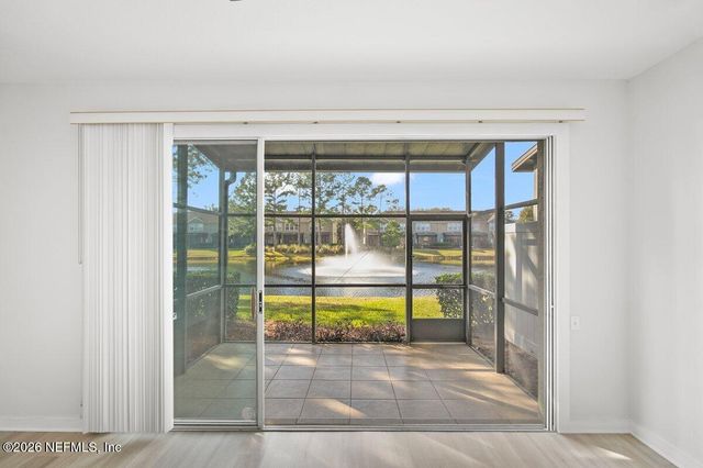 7492 RED CRANE Lane, Jacksonville, FL 32256