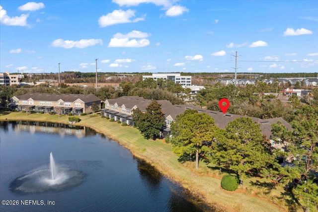 7492 RED CRANE Lane, Jacksonville, FL 32256