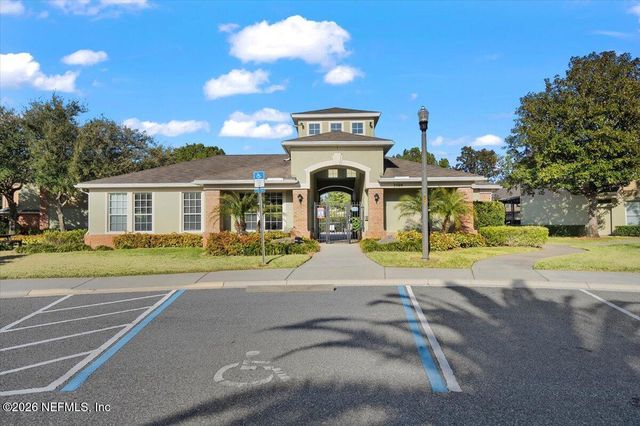 7492 RED CRANE Lane, Jacksonville, FL 32256