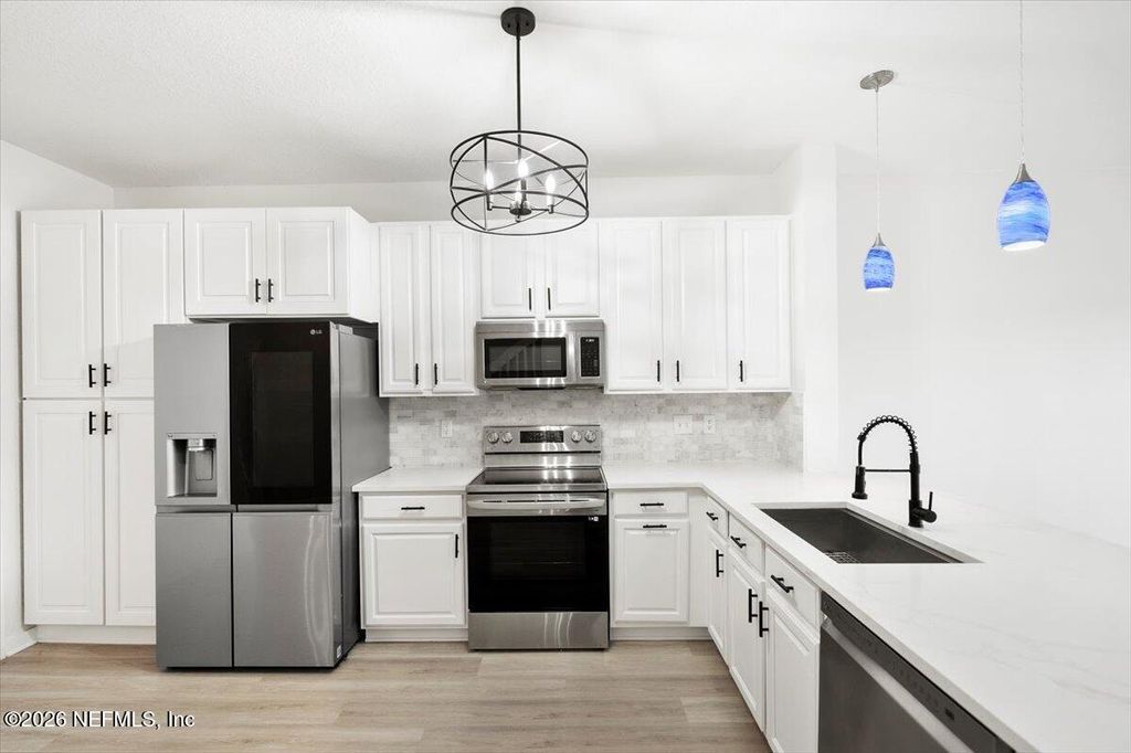 7492 RED CRANE Lane, Jacksonville, FL 32256