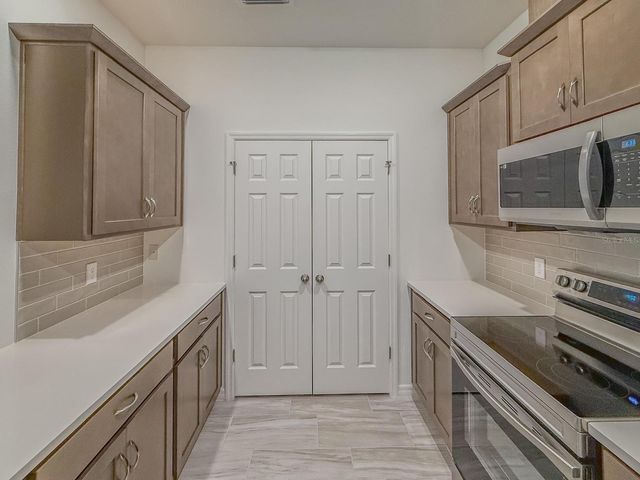 438 MARION LOOP, Haines City, FL 33844