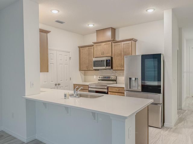 438 MARION LOOP, Haines City, FL 33844