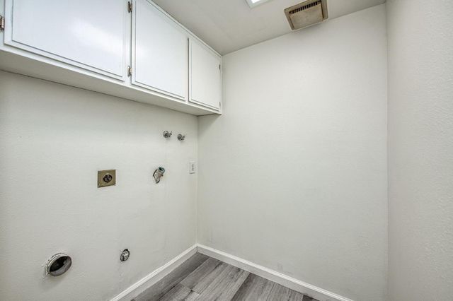 1957 W Santa Ana Avenue, Fresno, CA 93705