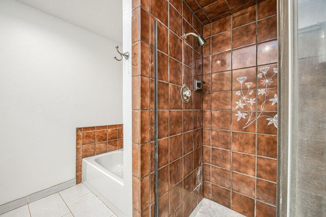 1957 W Santa Ana Avenue, Fresno, CA 93705