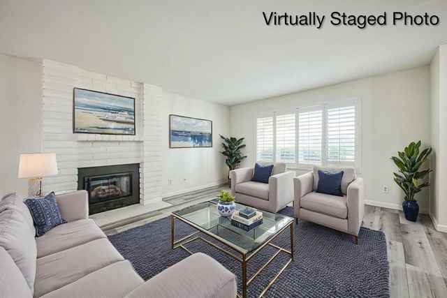 1957 W Santa Ana Avenue, Fresno, CA 93705