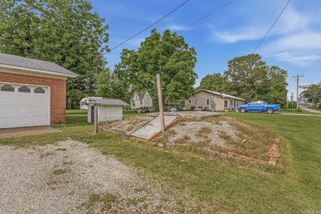 55 Brady Lane, Brookland, AR 72417