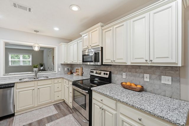1401 Crystal Drive, Benton, AR 72015
