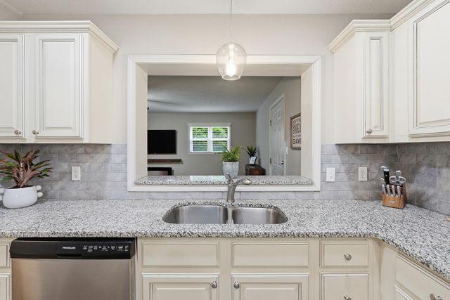 1401 Crystal Drive, Benton, AR 72015