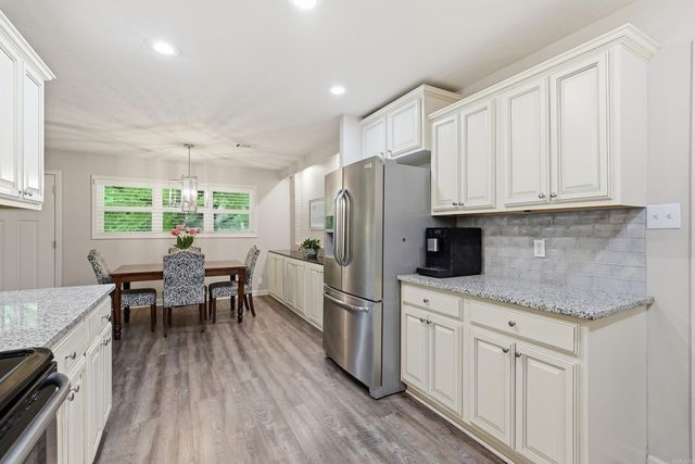 1401 Crystal Drive, Benton, AR 72015